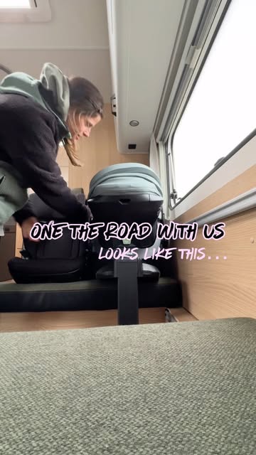 Instagram post by @steffimarth for Thule. Caption reads: [...] 🤭🤟😜 Aka: How the footrest of the Thule....
