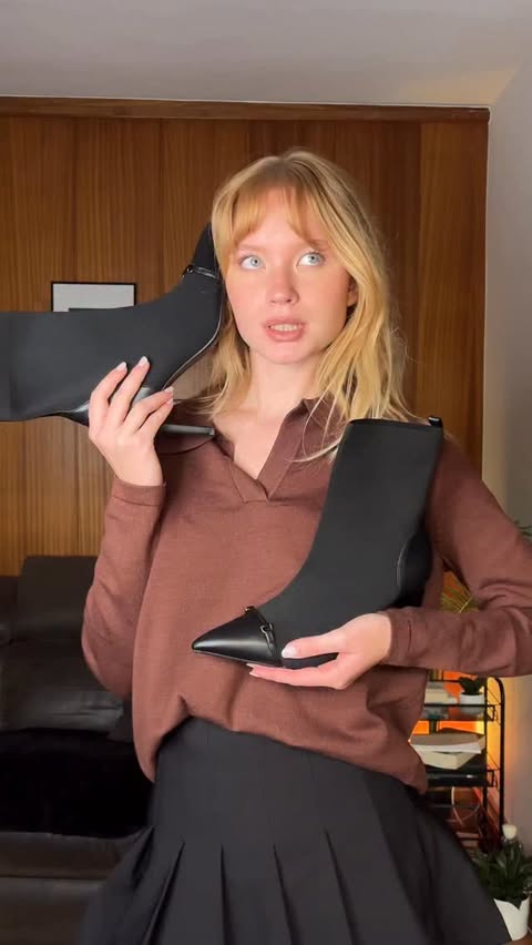 Instagram post by @vicky_s17 for Cosyisland. Caption reads: #ad this is COSY ISLAND 💥!
@cosyisland_official....