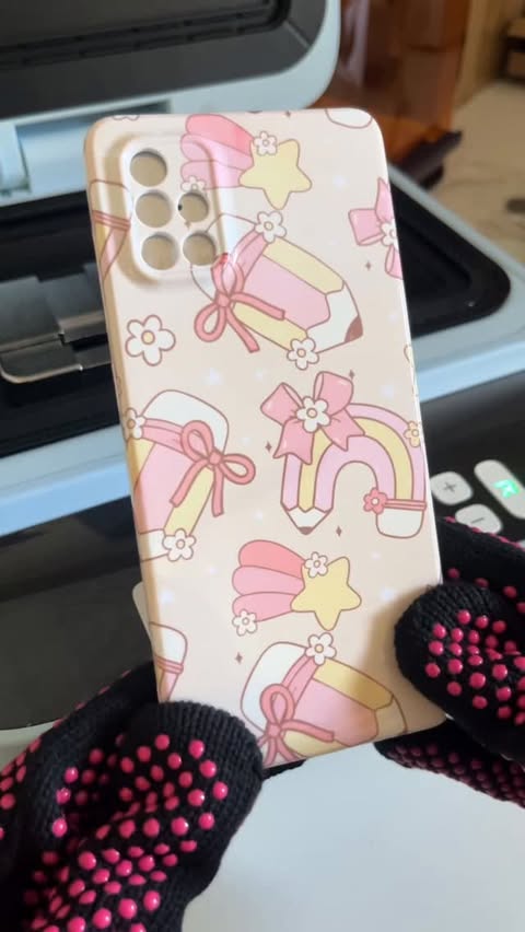 Instagram post by @craftymommybees for HTVRONT. Caption reads: Black Friday is over but @htvront is still having....