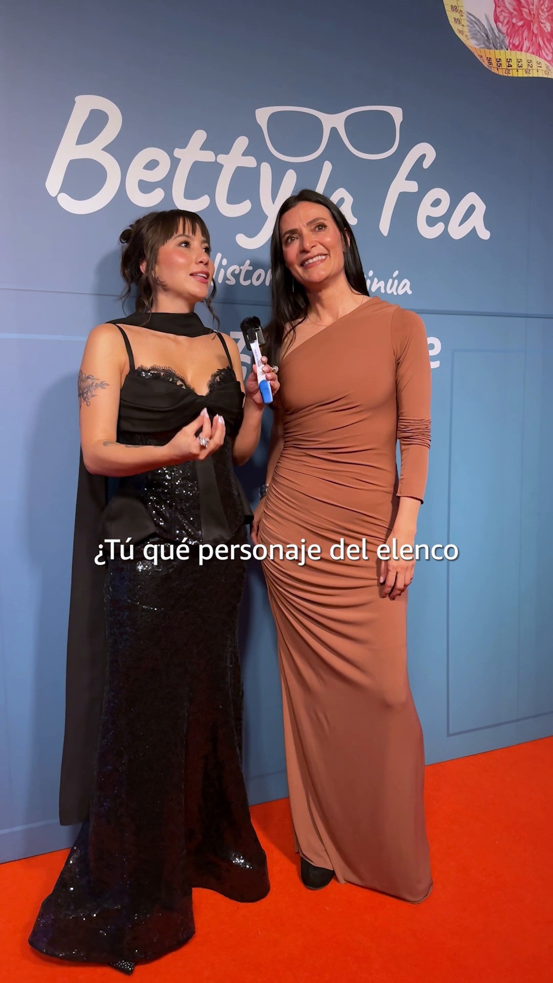 Instagram post by @erikaenfrancia for Prime Video. Caption reads: Una noche de magia, chisme y color 👓 Esto fue un....