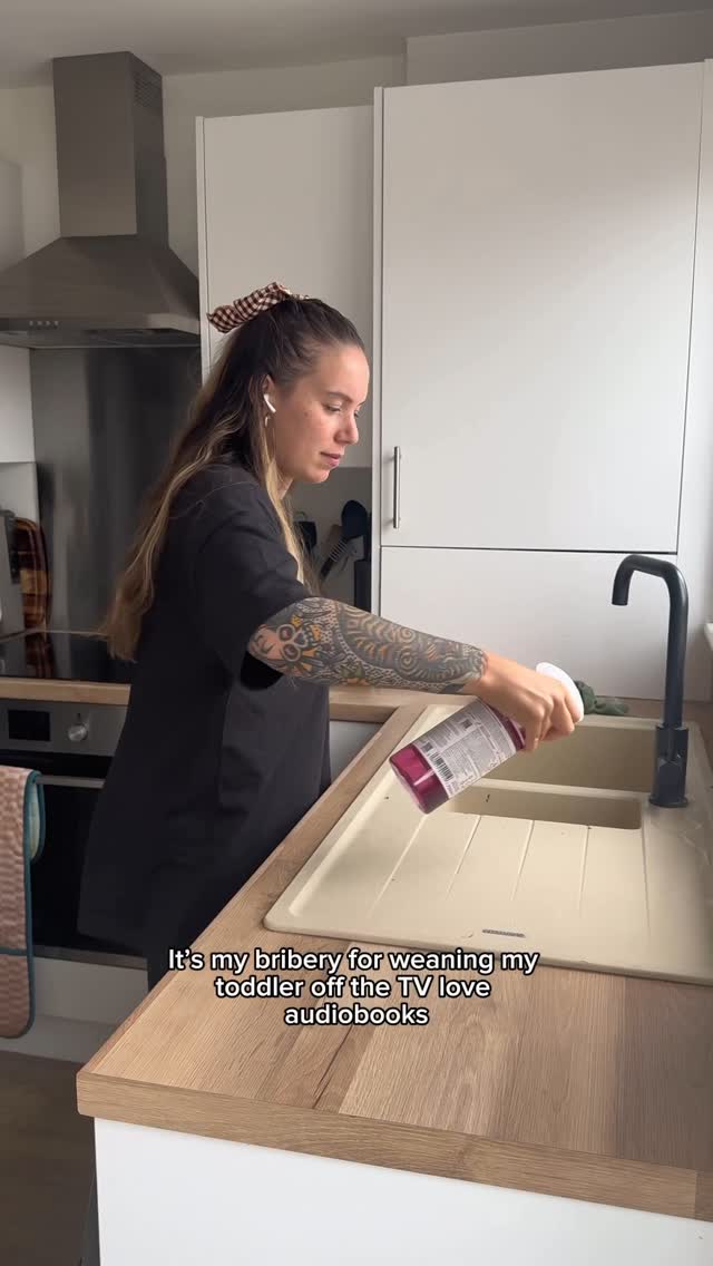 Instagram post by @alyshadevon for Amazon Music. Caption reads: AD The house saga has found me needing motivation....