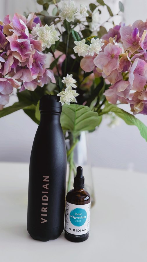 Instagram post by @mamadoitblog for Viridian Nutrition. Caption reads: [...] the morning, so I decided to add....