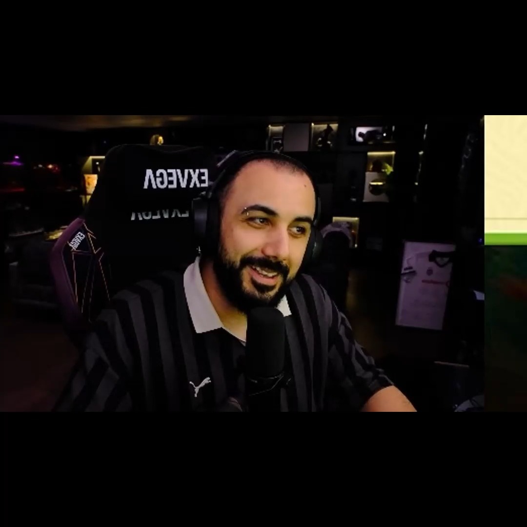 Instagram post by @ali.gazioglu for PUBG MOBILE. Caption reads: YUMURTADAN IPHONE 17 ÇIKARTTIM #PUBGMOBILE....