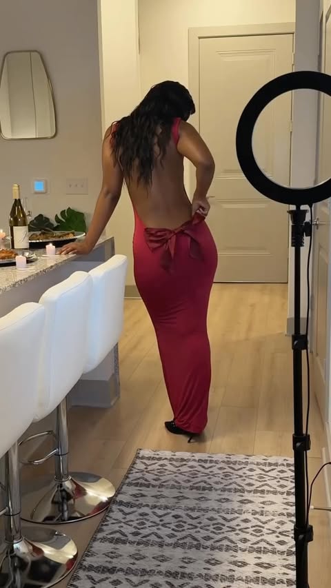 Instagram post by @g0ldenasia for Tiger Mist. Caption reads: just love an attentive man 🥹♥️
#myman #blacklove....