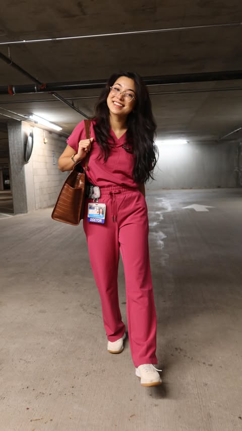 Instagram post by @sarahpirklemd for Jaanuu. Caption reads: [...] season with these cute sets from @jaanuu! My....