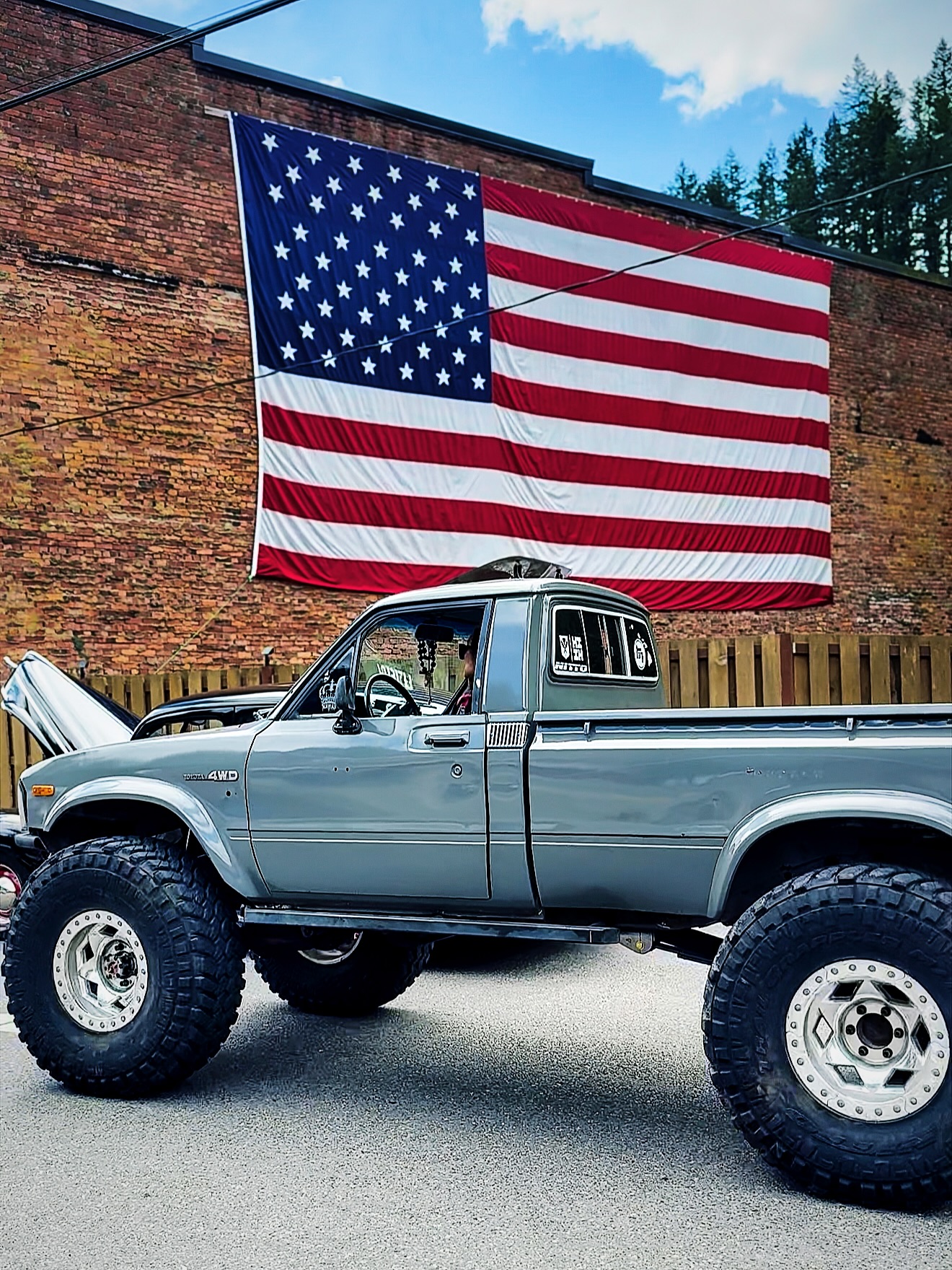 Instagram post by @theee.kris for Toyota USA. Caption reads: Happy 4th of July! 🎆
•
•
•
•
•
•
#toyota....