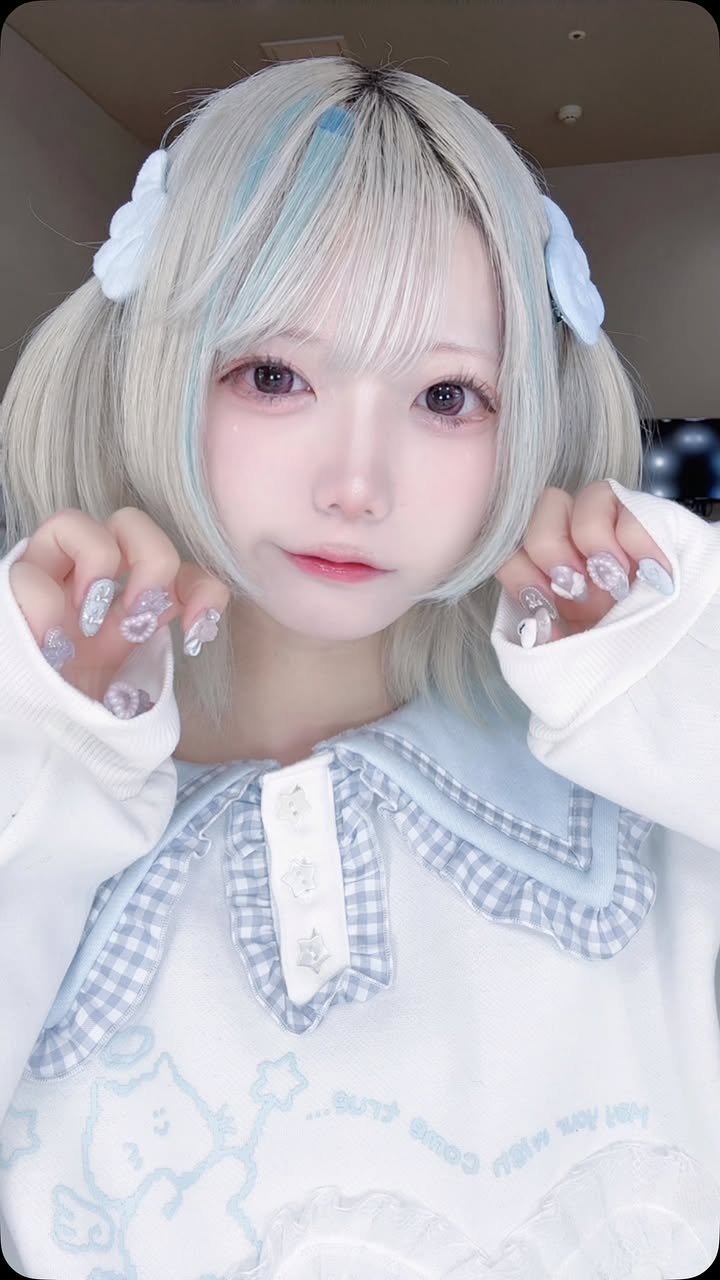 Instagram post by @ayasa_07 for lenssis jp. Caption reads: きゅーとねす໒꒱ねめしす

@lenssis.jp....