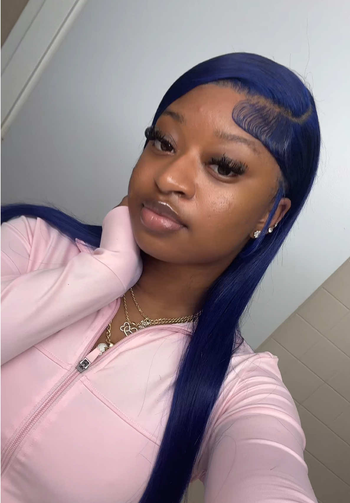 TikTok post by @dollface.ri for Eullair. Caption reads: [...] 13*4 #blue straight with 28 inch....