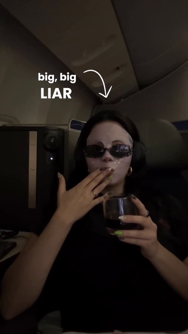 Instagram post by @emmaatopp for United Airlines. Caption reads: @united hope you can forgive me.

ps: do you make....