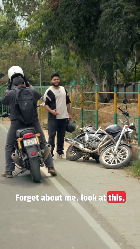 Instagram post by @the_incredigrapher for Fevikwik. Caption reads: [...] pata nahi, par indicator jodne ke liye....