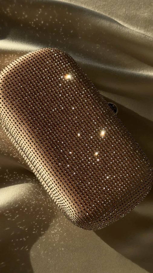 Instagram post by @rahaftheofficial for Ted Baker. Caption reads: A dreamy night with @tedbaker celebrating Ramadan....