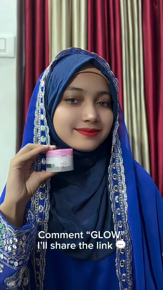 Instagram post by @masumasultana530 for Smytten. Caption reads: [...] magic with @glowandlovely.india ✨....