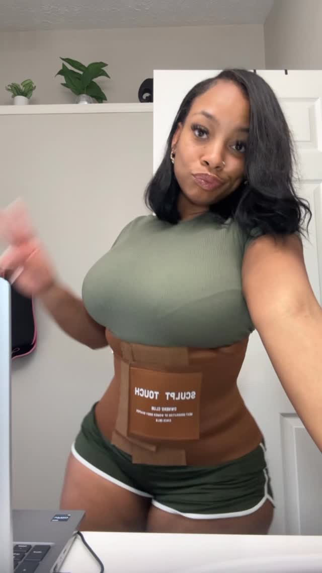 Instagram post by @kalemlikesalem for Sculpt Touch. Caption reads: This waist trainer from @sculpttouchofficial is....