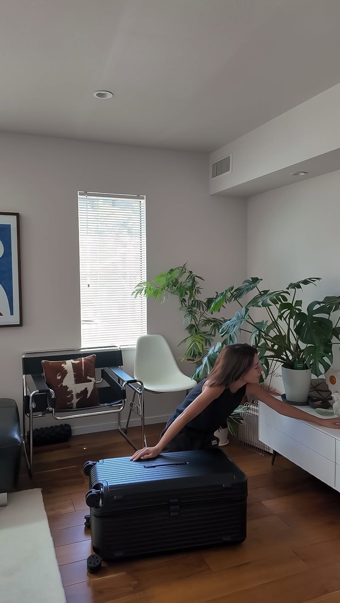 Instagram post by @moyamoya2121 for Domohorn Wrinkle. Caption reads: この夏、デビューしました
ドモホルンリンクル◯

小さい頃からずっとCMで観てて
正直毎回CM観る度....