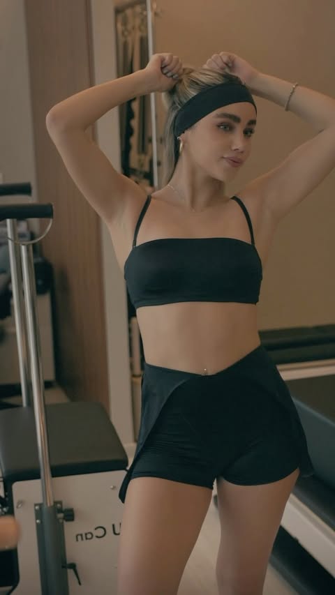 Instagram post by @valeria_paez_ for Nike Women. Caption reads: Made to Move. 🤎 NikeSKIMS @nikewomen....