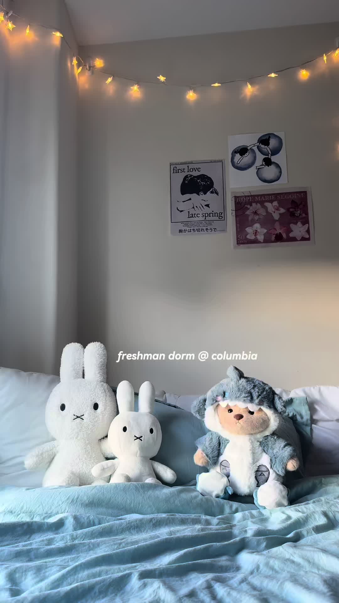 TikTok post by @ilytqkki for Getahug. Caption reads: my beloved room 🏙️🎐 plushie bear from....