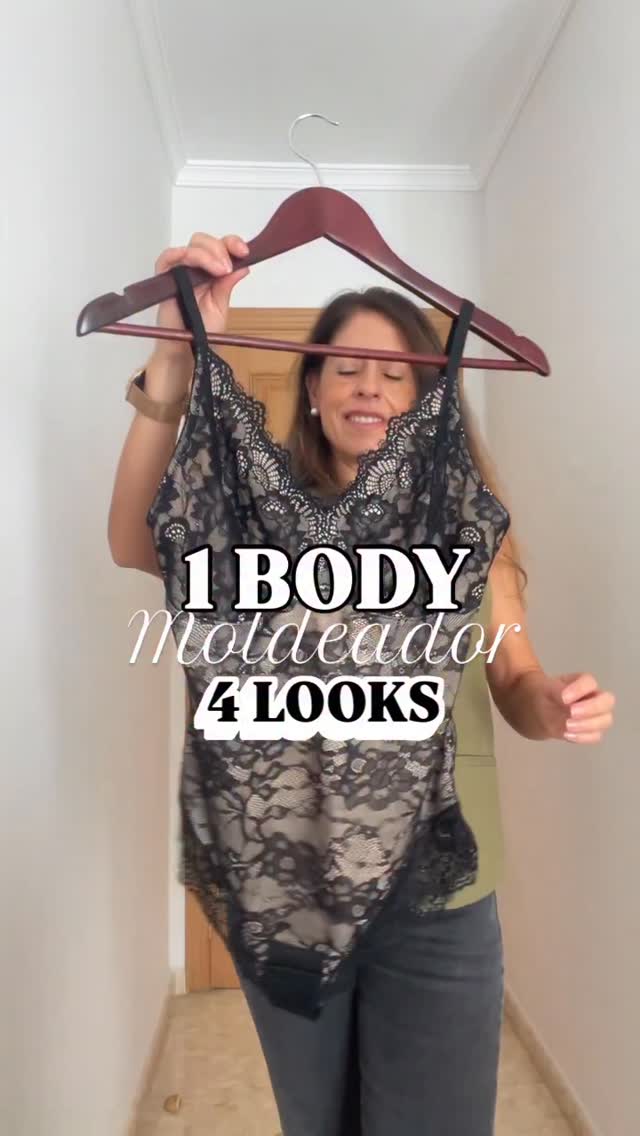 Instagram post by @emiliagutierrezfernandez for FeelinGirl. Caption reads: 1 Body 4 looks¿cuál es tu favorito?

Hoy os dejo 4....