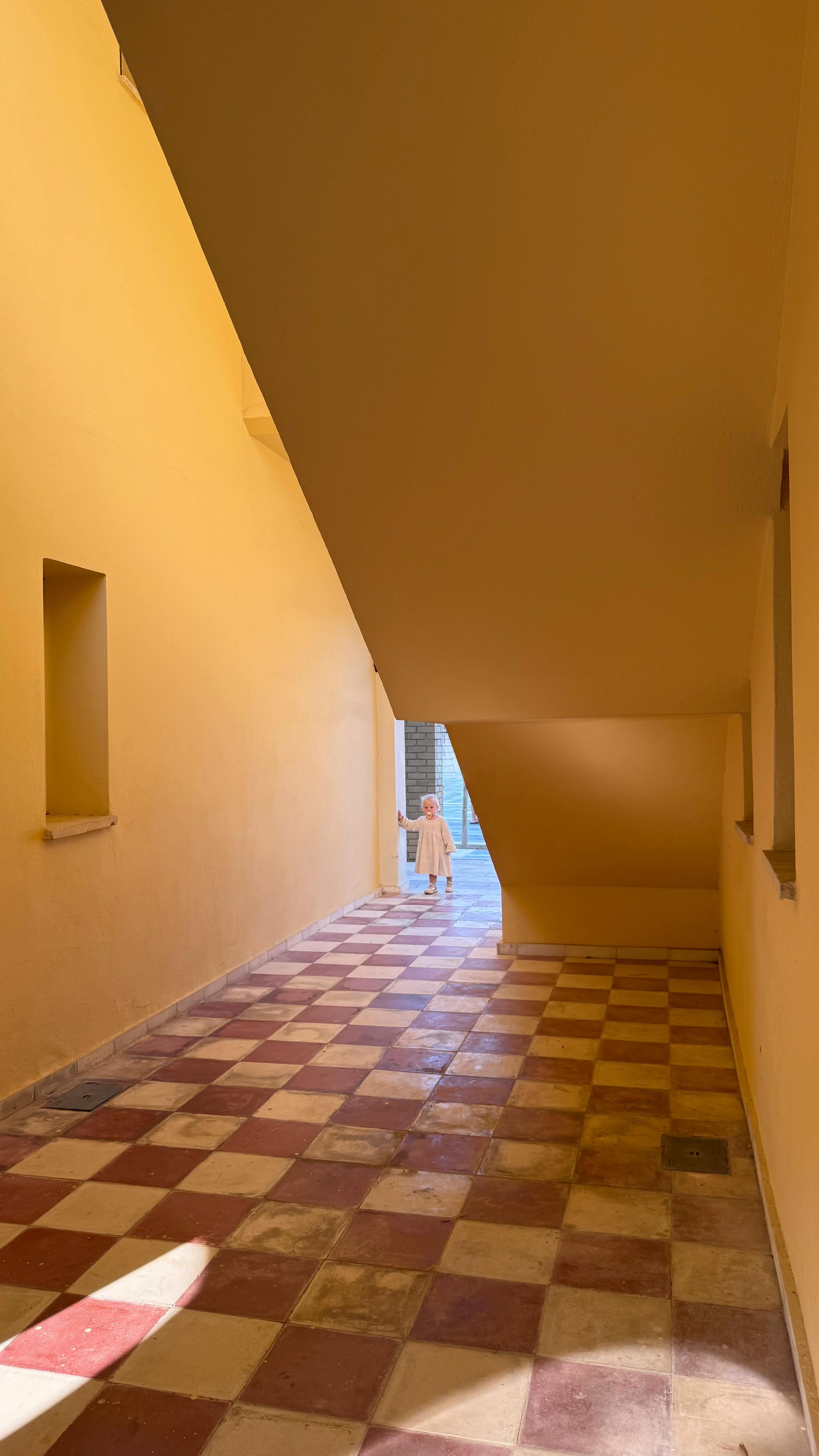 Instagram post by @fannyengebraten for Caspara Sports. Caption reads: [...] post workout outfit 🧘🏼💧💧 @casparasports....