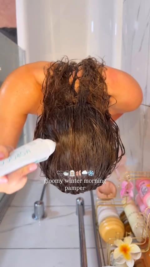 Instagram post by @byemmaleah for Caudalie. Caption reads: [...] bonding concentrate conditioner* @caudalie....