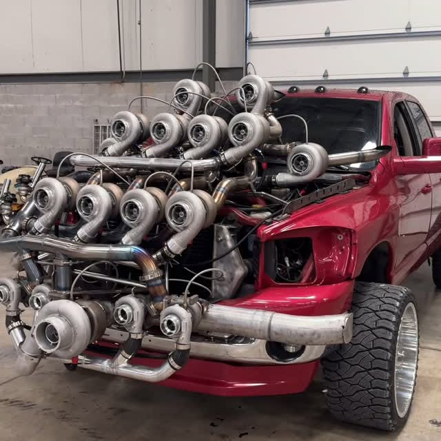 Instagram post by @mattfromhornblasters for Hornblasters. Caption reads: [...] sets of train horns! @whistlindiesel....