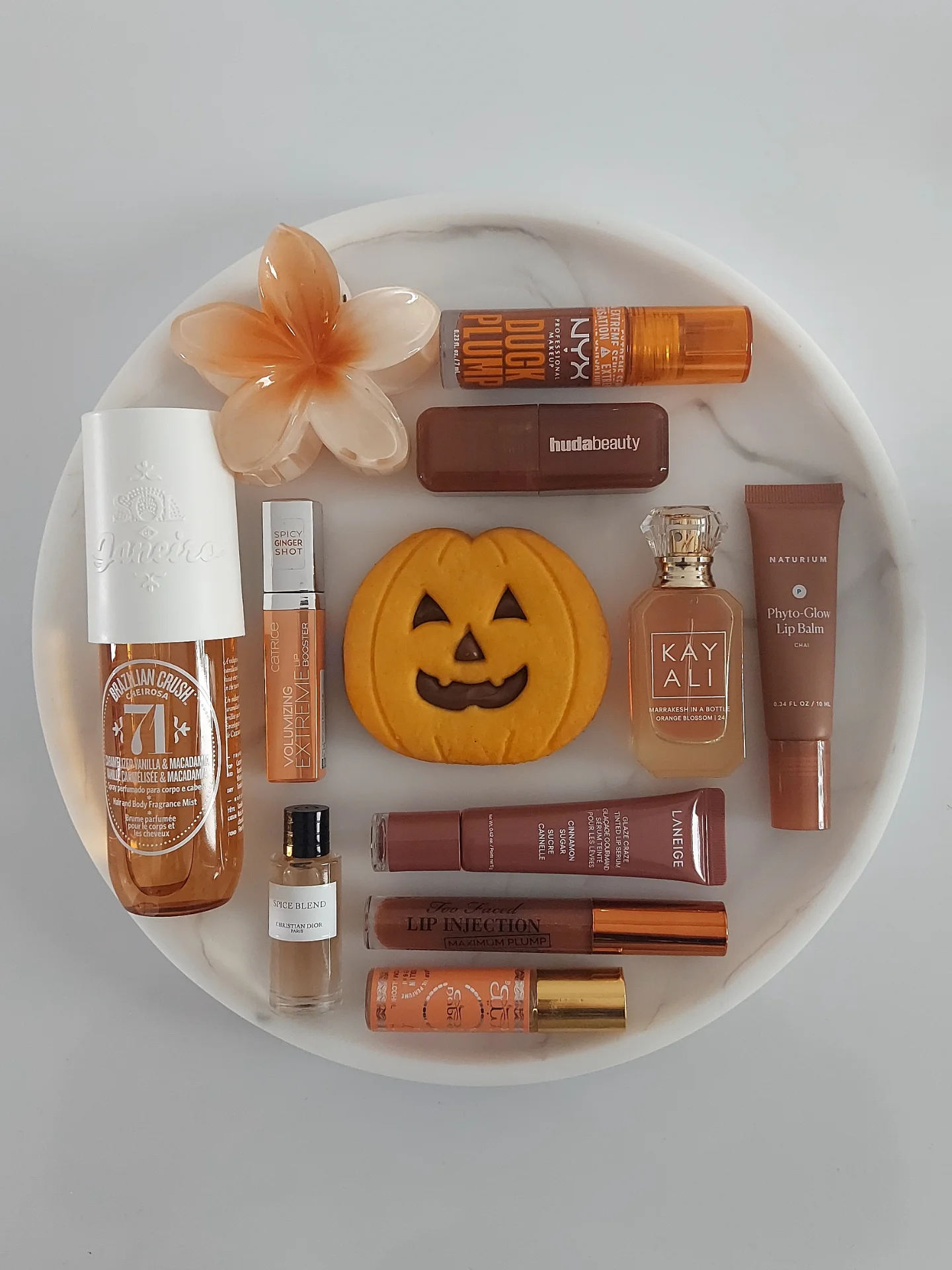 Instagram post by @armadiodisabry for Naturium. Caption reads: 𝗣𝘂𝗺𝗽𝗸𝗶𝗻 𝗦𝗽𝗶𝗰𝗲 𝗙𝗹𝗮𝘁𝗹𝗮𝘆....