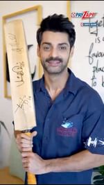 Instagram post by @karanwahi for HDFC Bank. Caption reads: A moment ago, I was cheering for RCB, and now I’m....