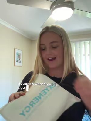 TikTok post by @kkatecummingg for Oxyenergy. Caption reads: [...] so much - use my discount code !....