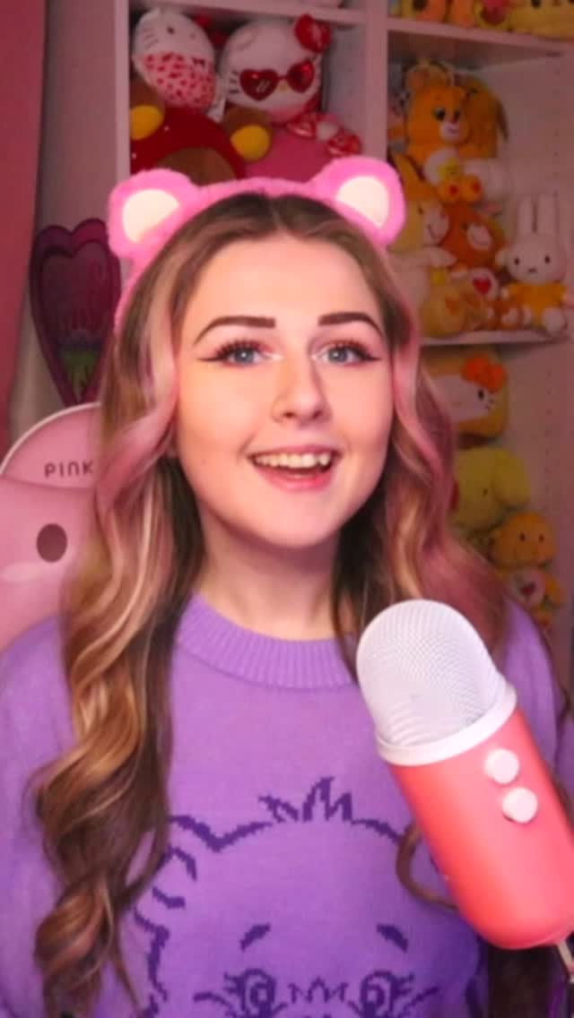 Instagram post by @callmehhaley for Roblox. Caption reads: Style points if you play all 5 games..