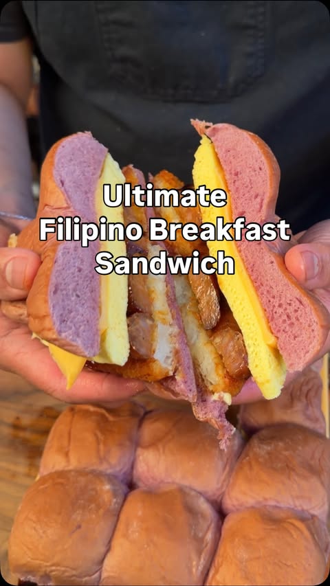 Instagram post by @gidsgids for KING'S HAWAIIAN. Caption reads: [...] egg, and melty cheese stacked on....