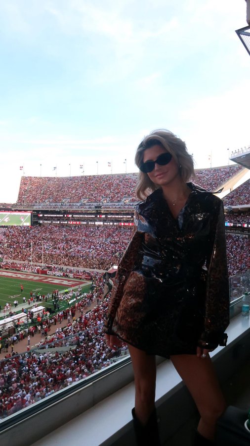 Instagram post by @kylan_darnell for BUXOM Cosmetics. Caption reads: Great gamedays with @buxomcosmetics....