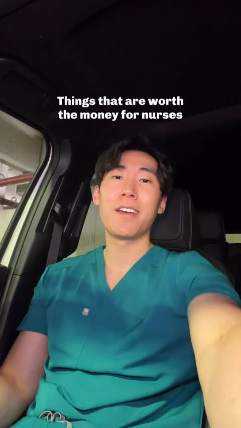 Instagram post by @thatalexrn for Fabletics Scrubs. Caption reads: [...] obsessed with #fableticspartner....