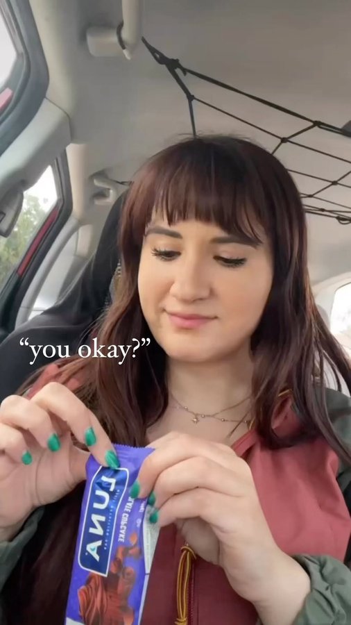 Instagram post by @bonjourbecky for LUNA Bar. Caption reads: I love it when WOMEN!! 👏 #ad #LUNAbarcrew This....