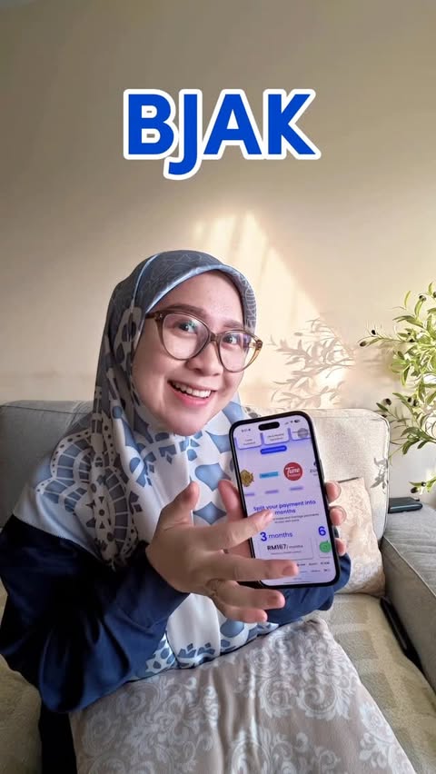 Instagram post by @saidakamall for BJAK. Caption reads: Jangan susah hati sebab i bijak guna BJAK! Yelah....