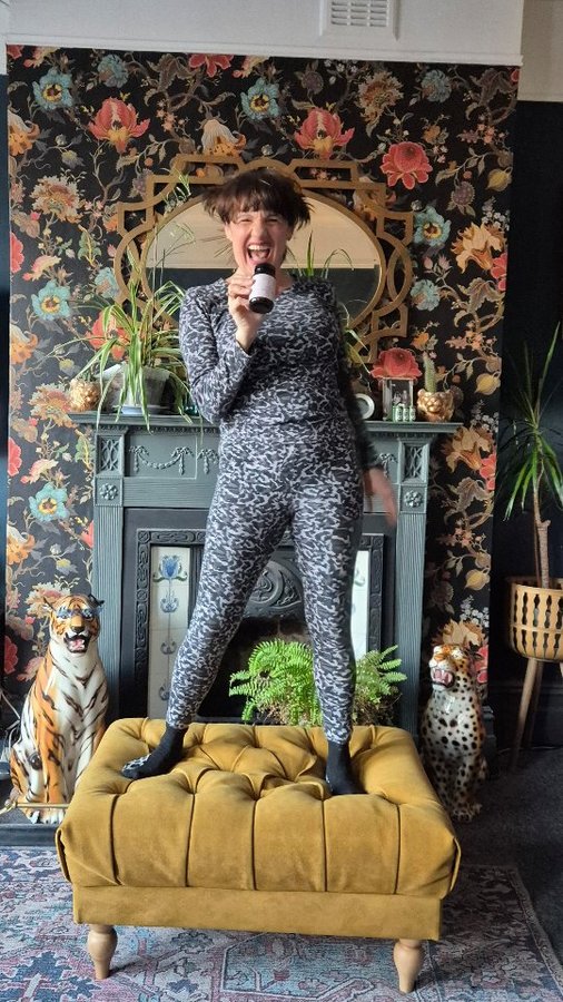 Instagram post by @brunettie.wildseeley for Neuaura. Caption reads: [...] mood!! Shall I reveal my secret? @neuaura....