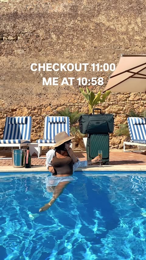 Instagram post by @reepetite for TUMI. Caption reads: [...] to enjoy it until the end! Packing my....