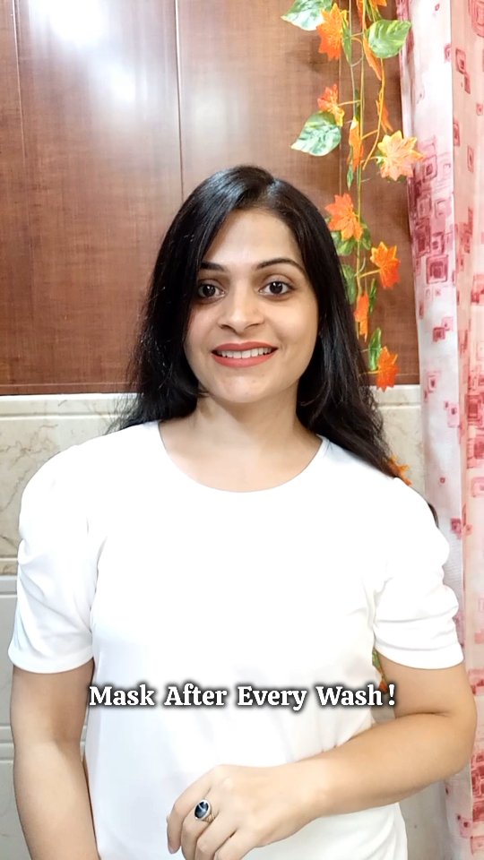 Instagram post by @nancyajeethooda for L’oréal Professionnel. Caption reads: #AD |My 1 minute hair rescue ritual 💛
Every time....