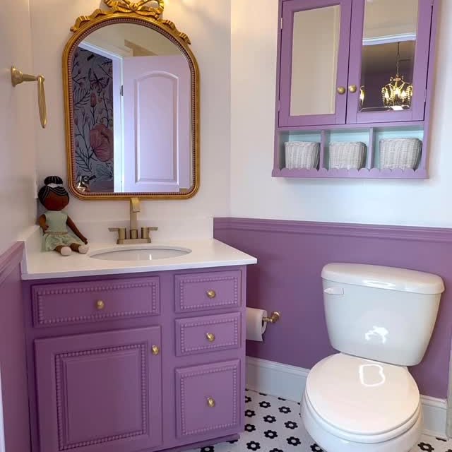 Instagram post by @onehandymomma for Sherwin-Williams. Caption reads: It’s time to give my baby girl’s bathroom a....