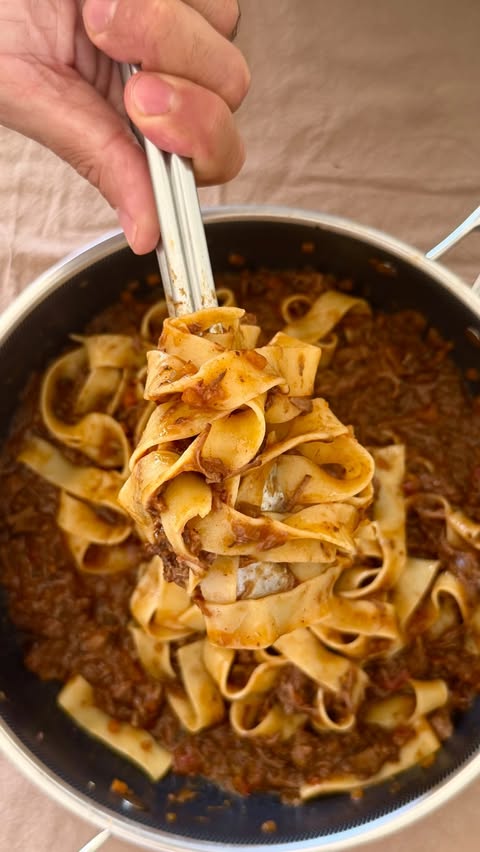 Instagram post by @lucavallsci for HexClad. Caption reads: [...] Day Beef Shin Ragu For Father’s Day,....