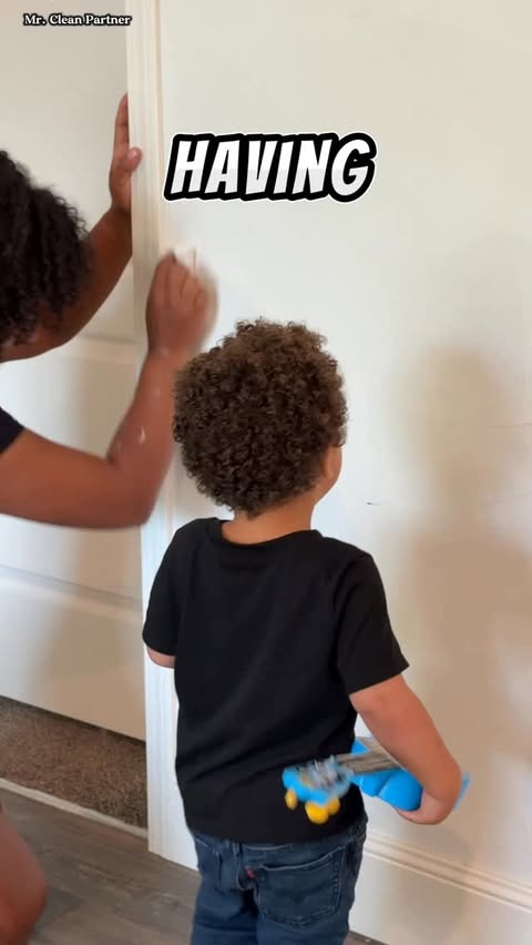 Instagram post by @ciaraslovee for Mr. Clean. Caption reads: #MrCleanPartner The wall art bandits strike [...].