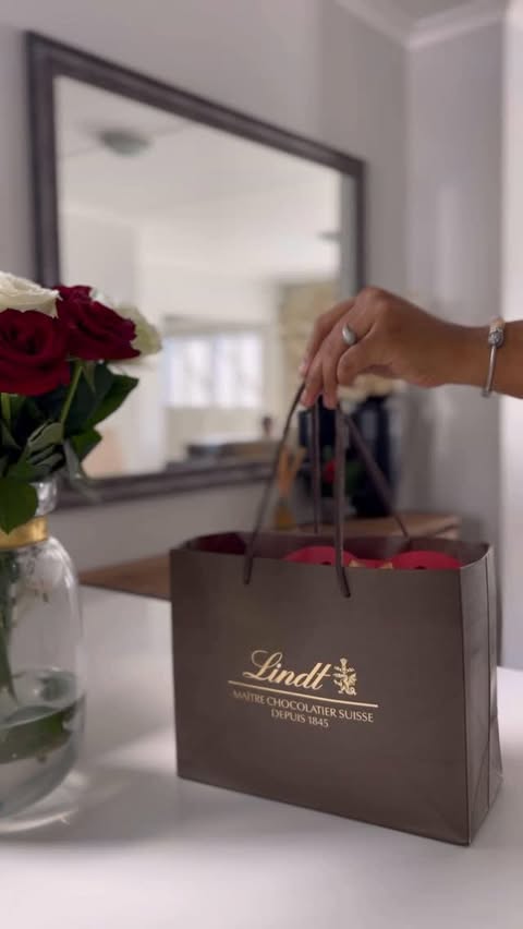 Instagram post by @massi_nokeri for Lindt. Caption reads: [...] ? ☺️ Happy Mother’s Day from @lindtsa & I ♥️....