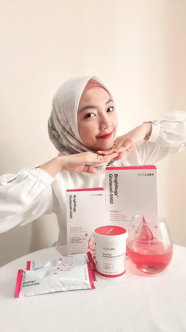 Instagram post by @sitiatiqah_ for Newlab. Caption reads: [...] & Scrub Kalian bisa dapatkan produk....