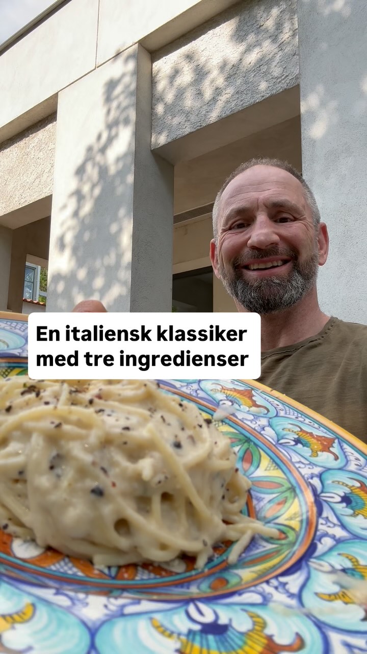 Instagram post by @1paolo2 for Robertos Shop. Caption reads: Simpelhetens magi: Cacio e pepe 
Ingredienser:....