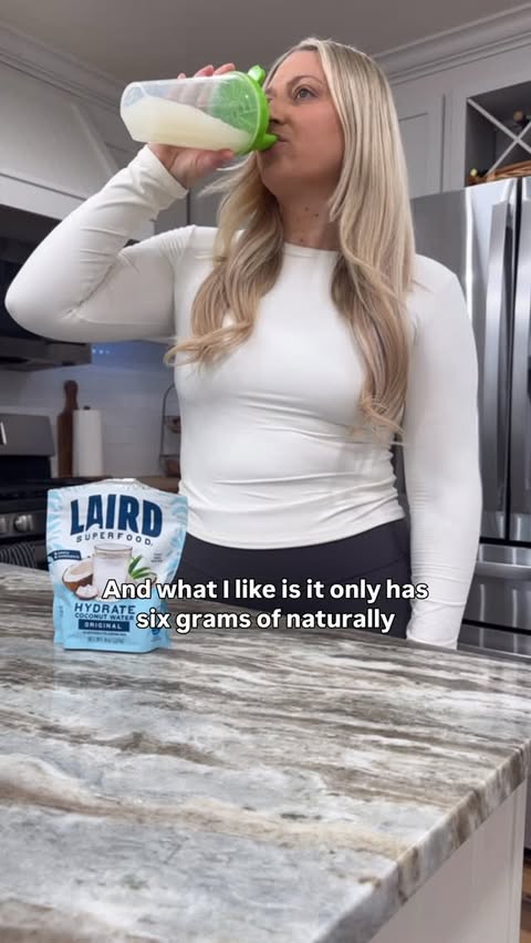 Instagram post by @xoxoj.e.n.n.a for Laird Superfood. Caption reads: [...] this powdered coconut water from....