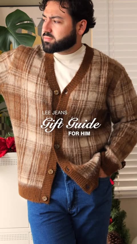 Instagram post by @abrahamcorella_ for Lee Jeans. Caption reads: [...] gift guide for him with pieces from....