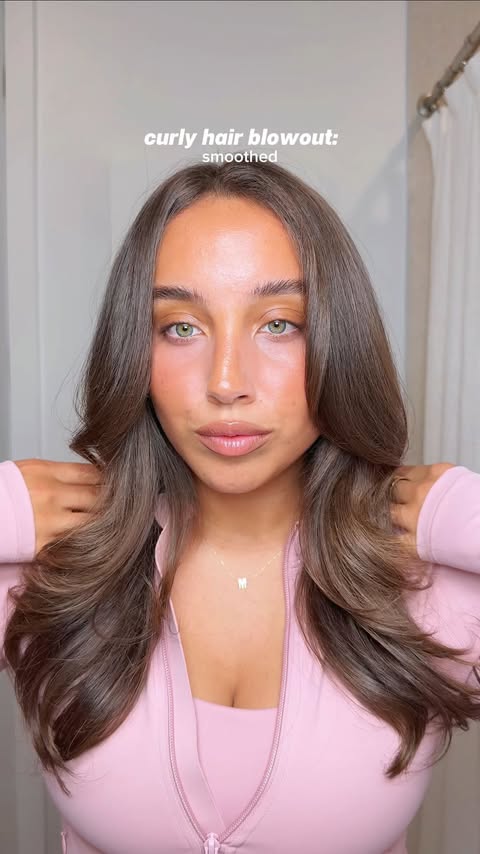Instagram post by @tondreannaesquilin for MONDAY Haircare. Caption reads: [...] love the SMOOTH line from @mondayhaircare....