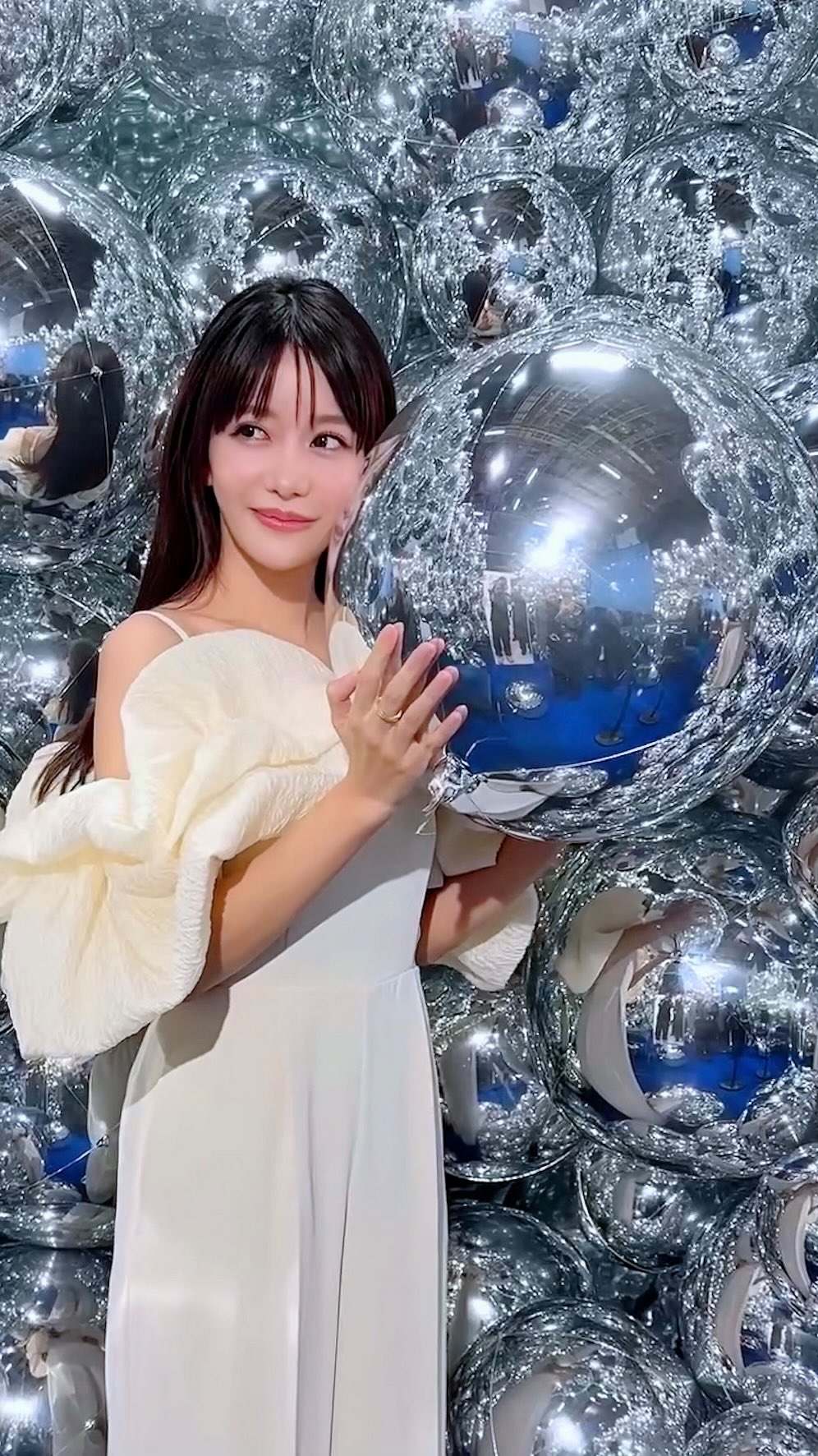 Instagram post by @ayami_yamichan for shu uemura. Caption reads: このブランドもロレアルだったの！？

今日は世界一の化粧品会社✨
ロレアル様のイベントに行ってきまし....