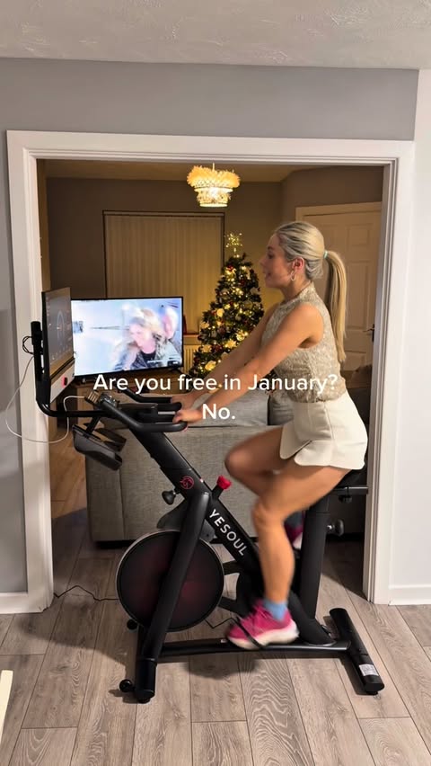 Instagram post by @amyhealthhart for YESOUL FITNESS. Caption reads: The BEST Christmas present I’ve opened ✨

If you....