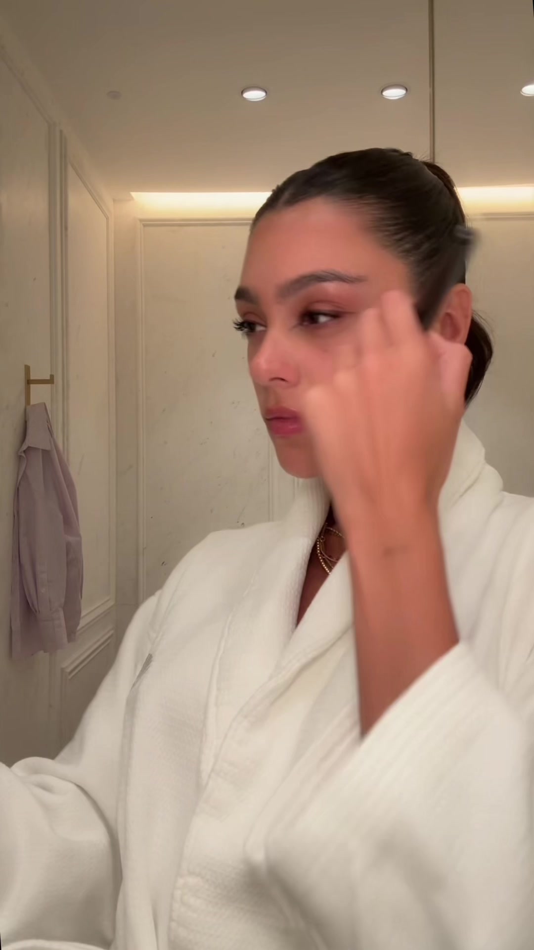 TikTok post by @rebegomm for NINA RICCI. Caption reads: Perfumito nuevooo  @Nina Ricci #NinaRougeCrush.