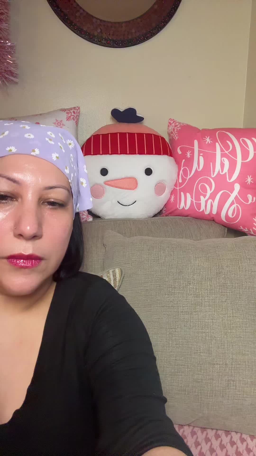 TikTok post by @amanecer7676 for MAELYSCOSMETICS. Caption reads: Jingle all the way to smoother skin ✨ Powered by....