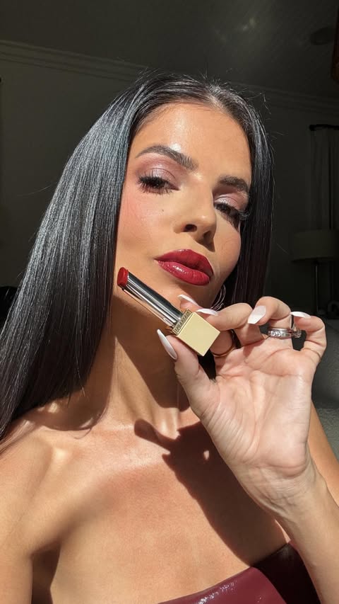 Instagram post by @larlarlee for Nordstrom. Caption reads: [...] vibes with @burberrybeauty 💕 At @nordstrom....